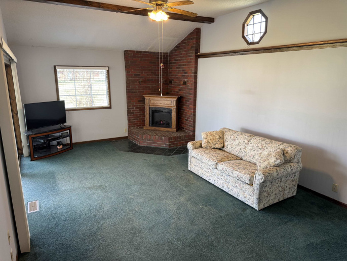 801 John St., Alma, Nebraska 68920, 2 Bedroom Bedrooms, 0 ,2 BathroomBathrooms,Residential,For Sale,John St.,0,20260404