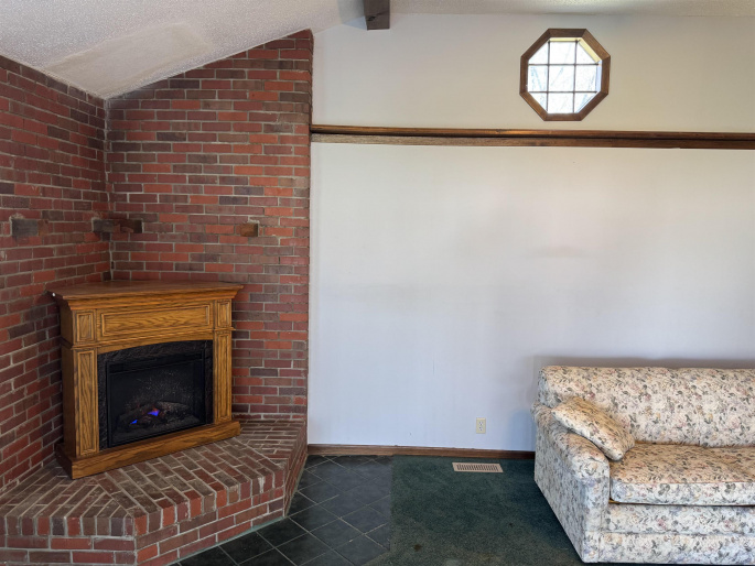 801 John St., Alma, Nebraska 68920, 2 Bedroom Bedrooms, 0 ,2 BathroomBathrooms,Residential,For Sale,John St.,0,20260404