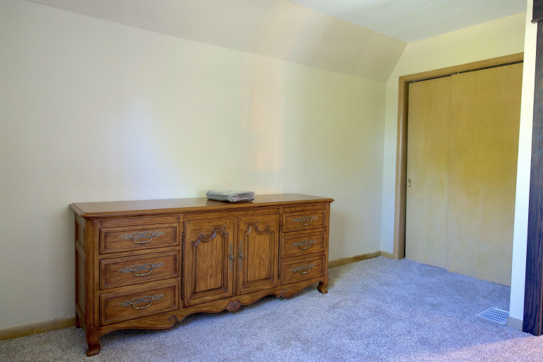 615 10th Street, Hastings, Nebraska 68901, 3 Bedroom Bedrooms, 0 ,2 BathroomBathrooms,Residential,For Sale,10th Street,0,20251296
