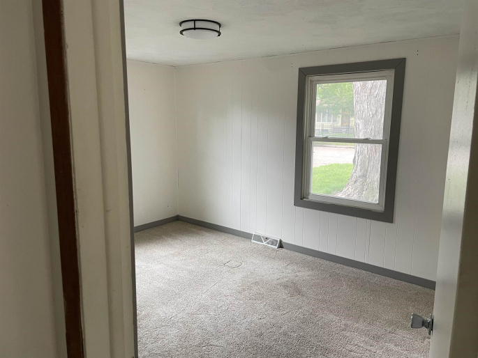 1327 Cedar Ave, Hastings, Nebraska 68901, 2 Bedroom Bedrooms, 0 ,1 BathroomBathrooms,Residential,For Sale,Cedar Ave,0,20261429