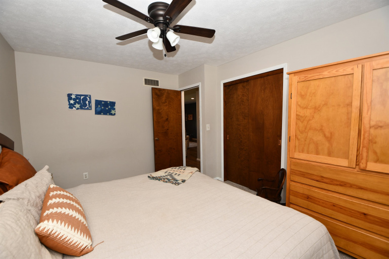 8 Maplewood Place, Kearney, Nebraska 68847, 3 Bedroom Bedrooms, 0 ,2 BathroomBathrooms,Residential,For Sale,Maplewood Place,0,20261449