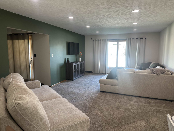 1503 Pershing Road, Hastings, Nebraska 68901, 3 Bedroom Bedrooms, 0 ,2 BathroomBathrooms,Residential,For Sale,Pershing Road,0,20261453