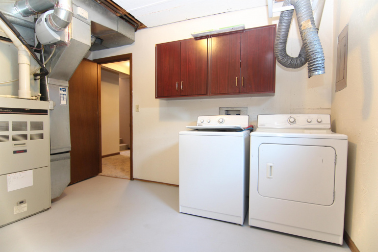 3807 L Avenue, Kearney, Nebraska 68847, 4 Bedroom Bedrooms, 0 ,2 BathroomBathrooms,Residential,For Sale,L Avenue,0,20261454
