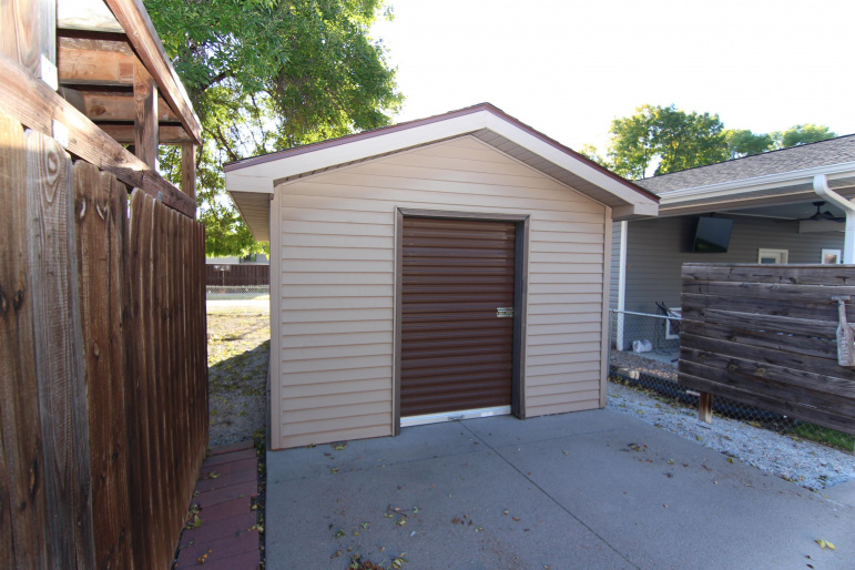 3807 L Avenue, Kearney, Nebraska 68847, 4 Bedroom Bedrooms, 0 ,2 BathroomBathrooms,Residential,For Sale,L Avenue,0,20261454