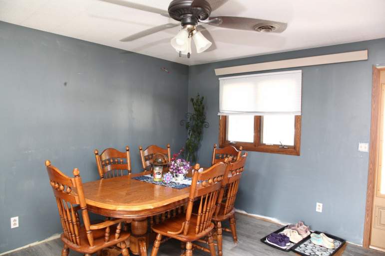 302 LEE ST., ELWOOD, Nebraska 68937, 3 Bedroom Bedrooms, 0 ,3 BathroomBathrooms,Residential,For Sale,LEE ST.,0,20261458