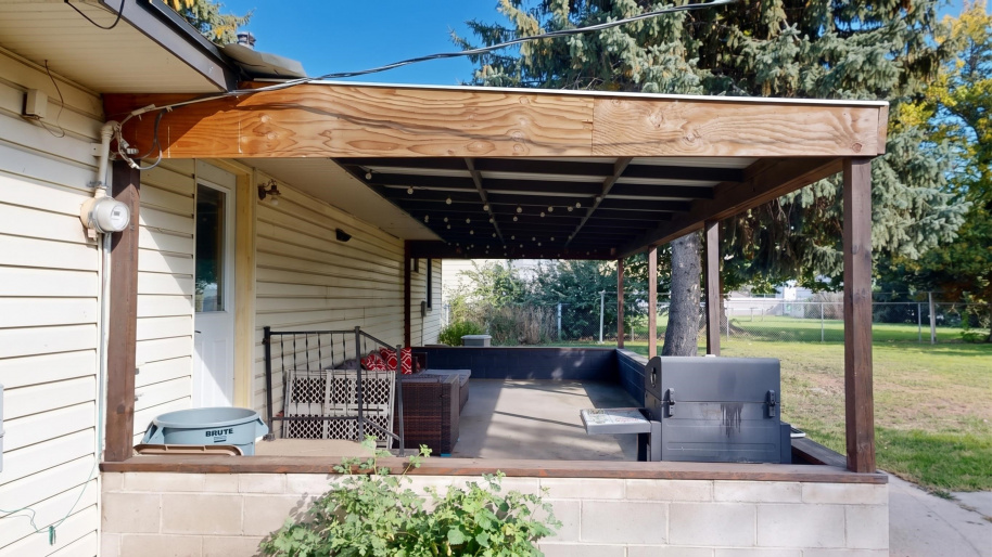 501 13th Street, Cozad, Nebraska 69130, 2 Bedroom Bedrooms, 0 ,2 BathroomBathrooms,Residential,For Sale,13th Street,0,20261463