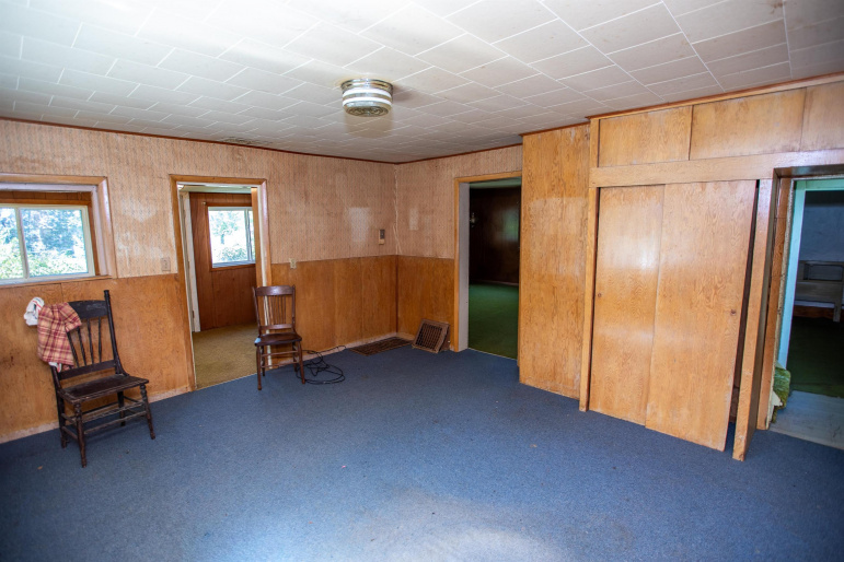 442 Dorris Street, Campbell, Nebraska 68932, 3 Bedroom Bedrooms, 0 ,1 BathroomBathrooms,Residential,For Sale,Dorris Street,0,20261466