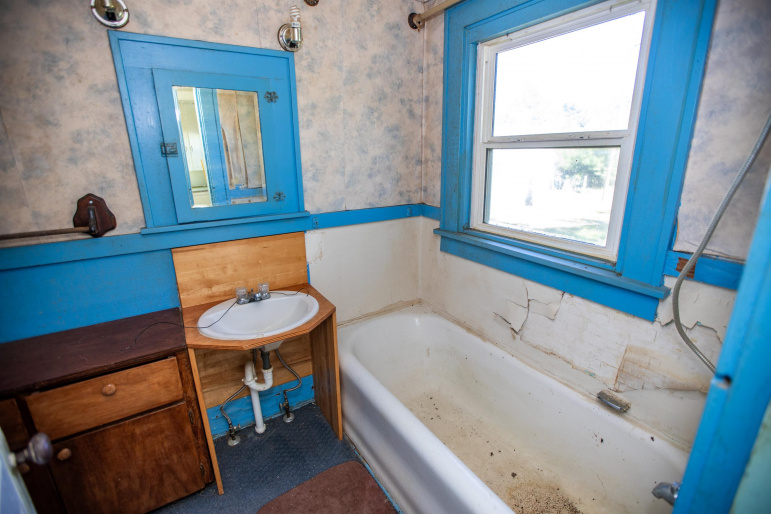 442 Dorris Street, Campbell, Nebraska 68932, 3 Bedroom Bedrooms, 0 ,1 BathroomBathrooms,Residential,For Sale,Dorris Street,0,20261466