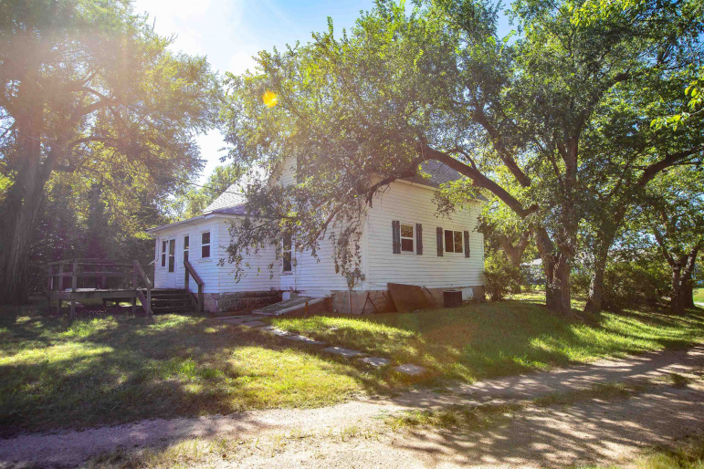 442 Dorris Street, Campbell, Nebraska 68932, 3 Bedroom Bedrooms, 0 ,1 BathroomBathrooms,Residential,For Sale,Dorris Street,0,20261466