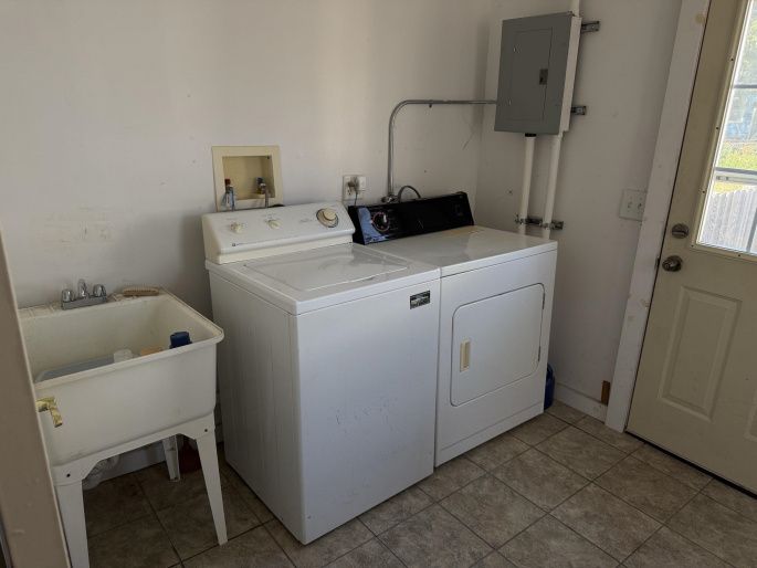 215 3rd Street, Hastings, Nebraska 68901, 3 Bedroom Bedrooms, 0 ,1 BathroomBathrooms,Residential,For Sale,3rd Street,0,20261479