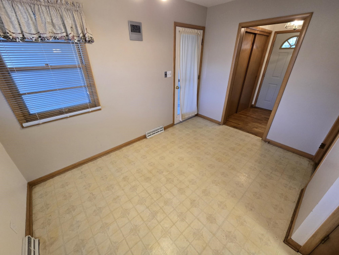 413 Hillside Drive, Hastings, Nebraska 68901, 3 Bedroom Bedrooms, 0 ,3 BathroomBathrooms,Residential,For Sale,Hillside Drive,0,20261478