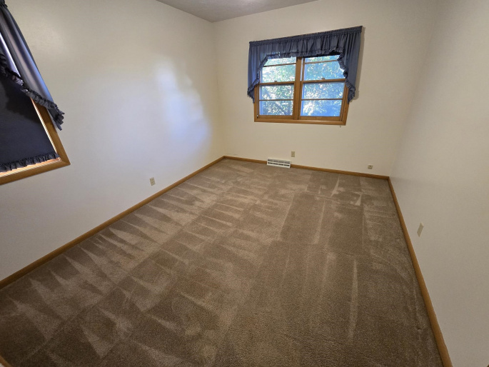 413 Hillside Drive, Hastings, Nebraska 68901, 3 Bedroom Bedrooms, 0 ,3 BathroomBathrooms,Residential,For Sale,Hillside Drive,0,20261478