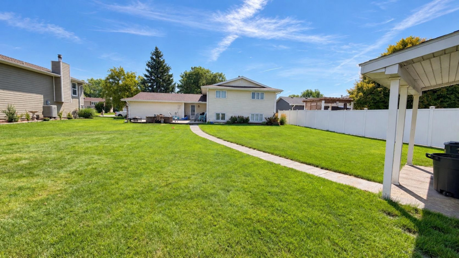 1507 Liberty Drive, Lexington, Nebraska 68850, 4 Bedroom Bedrooms, 0 ,3 BathroomBathrooms,Residential,For Sale,Liberty Drive,0,20261488
