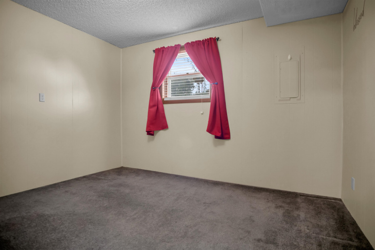 663 Western Avenue, Minden, Nebraska 68959, 4 Bedroom Bedrooms, 0 ,2 BathroomBathrooms,Residential,For Sale,Western Avenue,0,20261493