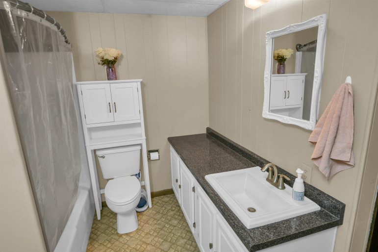 663 Western Avenue, Minden, Nebraska 68959, 4 Bedroom Bedrooms, 0 ,2 BathroomBathrooms,Residential,For Sale,Western Avenue,0,20261493