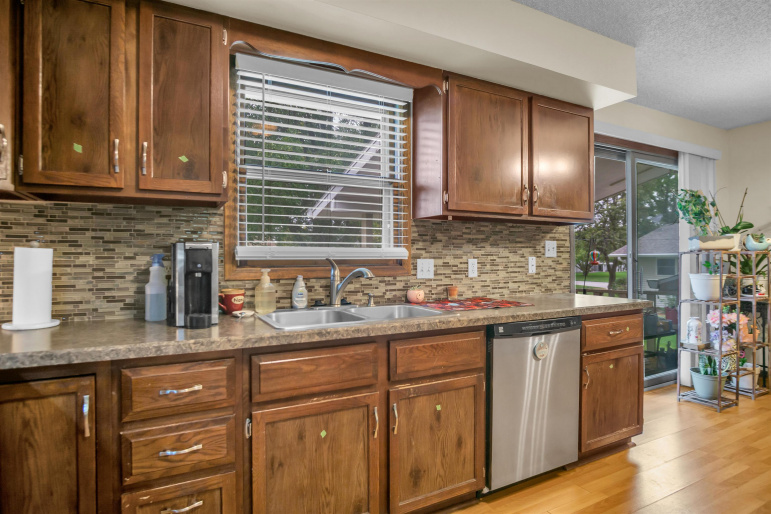 663 Western Avenue, Minden, Nebraska 68959, 4 Bedroom Bedrooms, 0 ,2 BathroomBathrooms,Residential,For Sale,Western Avenue,0,20261493