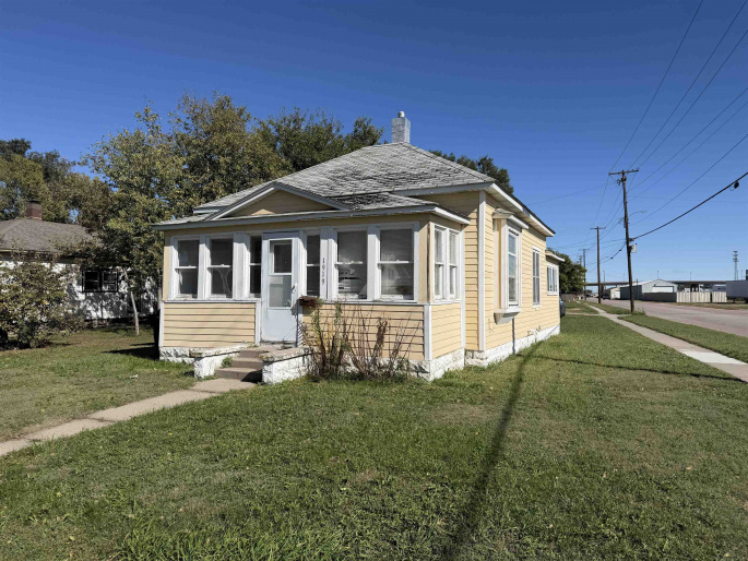 1919 5th Avenue, Kearney, Nebraska 68845, 2 Bedroom Bedrooms, 0 ,1 BathroomBathrooms,Residential,For Sale,5th Avenue,0,20261504