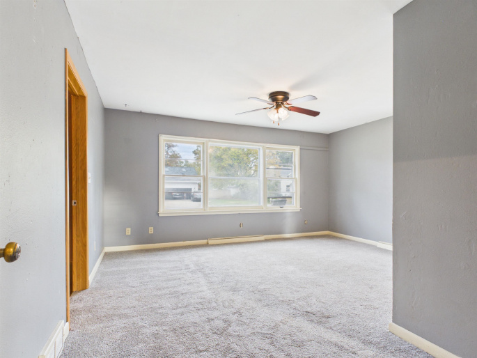 309 4th Street, Minden, Nebraska 68959, 5 Bedroom Bedrooms, 0 ,3 BathroomBathrooms,Residential,For Sale,4th Street,0,20261505