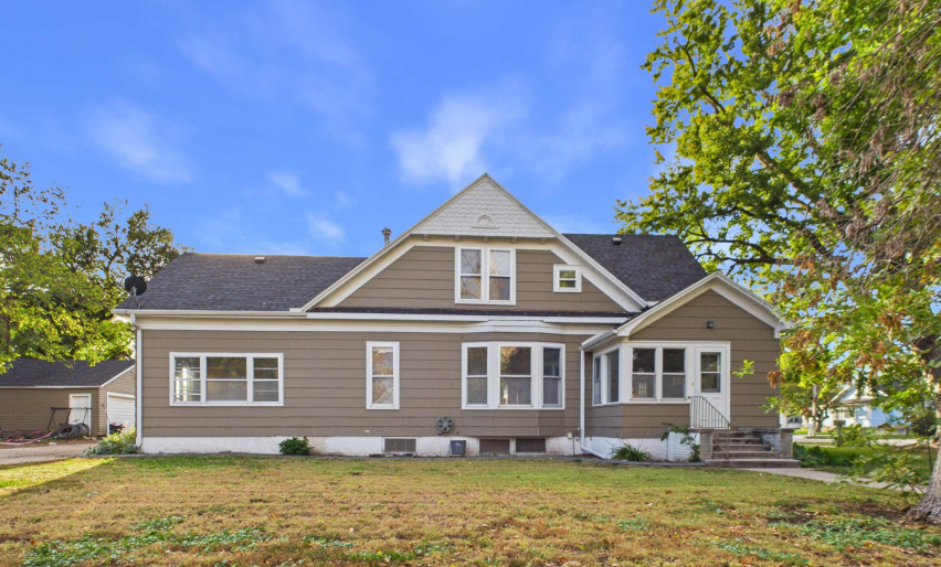 309 4th Street, Minden, Nebraska 68959, 5 Bedroom Bedrooms, 0 ,3 BathroomBathrooms,Residential,For Sale,4th Street,0,20261505
