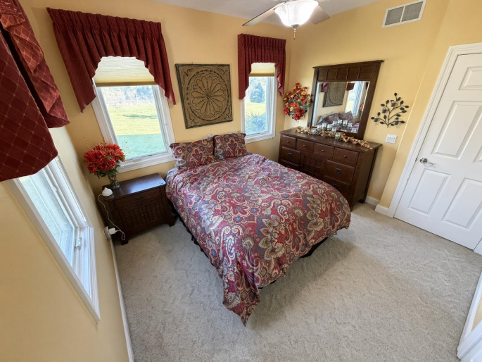 8184 Buffalo Rd, North Platte, Nebraska 69101, 5 Bedroom Bedrooms, 0 ,4 BathroomBathrooms,Residential,For Sale,Buffalo Rd,0,20261506
