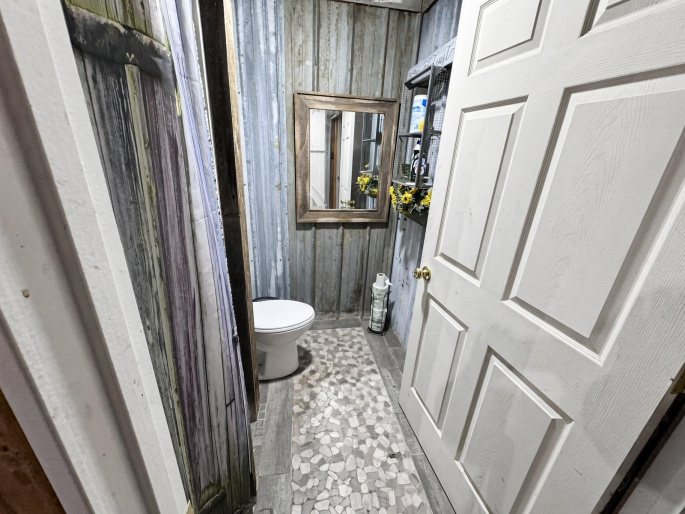 8184 Buffalo Rd, North Platte, Nebraska 69101, 5 Bedroom Bedrooms, 0 ,4 BathroomBathrooms,Residential,For Sale,Buffalo Rd,0,20261506