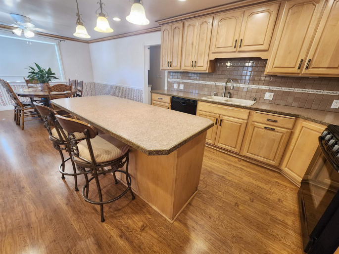 3102 8th Avenue, Kearney, Nebraska 68845, 6 Bedroom Bedrooms, 0 ,3 BathroomBathrooms,Residential,For Sale,8th Avenue,0,20261513