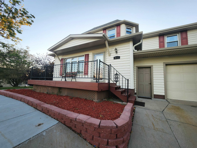 3102 8th Avenue, Kearney, Nebraska 68845, 6 Bedroom Bedrooms, 0 ,3 BathroomBathrooms,Residential,For Sale,8th Avenue,0,20261513