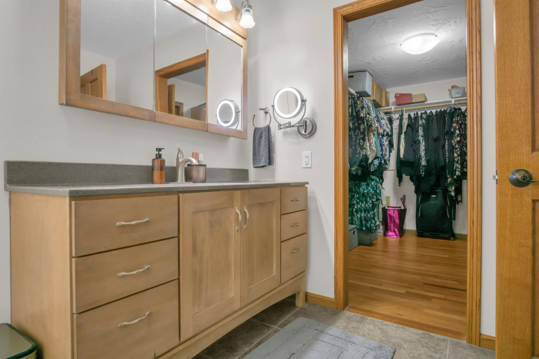 1175 105th Street, Kearney, Nebraska 68845, 5 Bedroom Bedrooms, 0 ,3 BathroomBathrooms,Residential,For Sale,105th Street,0,20261507
