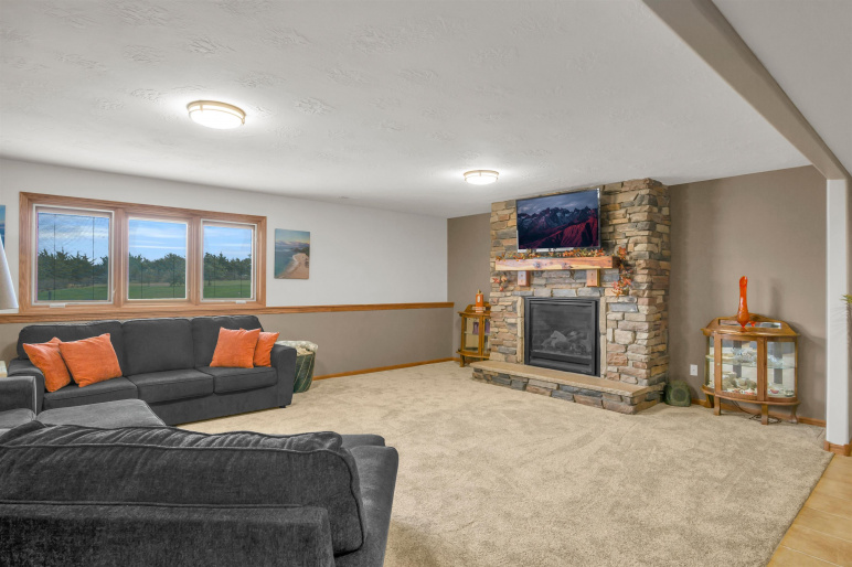 1175 105th Street, Kearney, Nebraska 68845, 5 Bedroom Bedrooms, 0 ,3 BathroomBathrooms,Residential,For Sale,105th Street,0,20261507