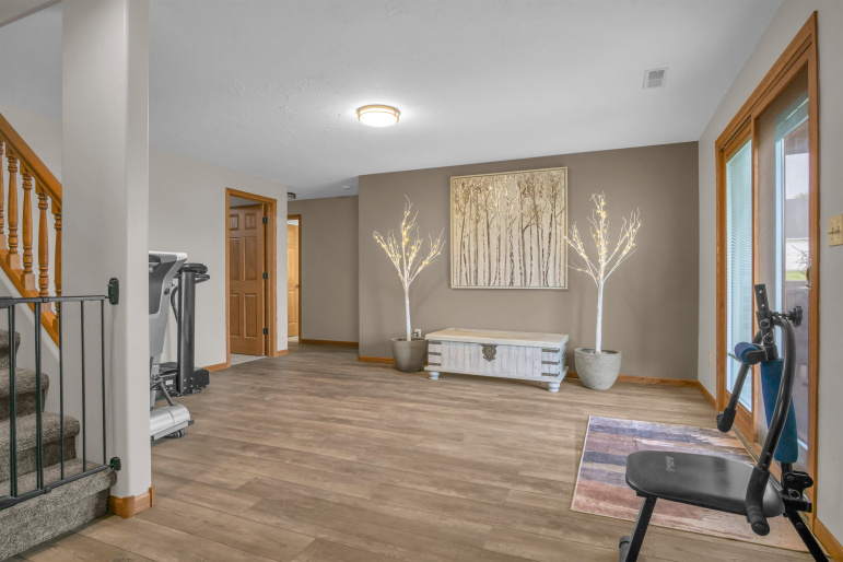 1175 105th Street, Kearney, Nebraska 68845, 5 Bedroom Bedrooms, 0 ,3 BathroomBathrooms,Residential,For Sale,105th Street,0,20261507