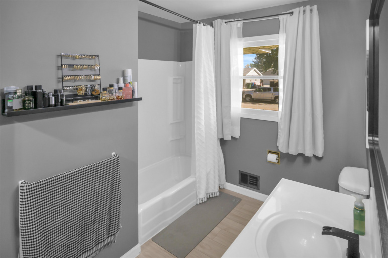 3114 F Avenue, Kearney, Nebraska 68847, 4 Bedroom Bedrooms, 0 ,2 BathroomBathrooms,Residential,For Sale,F Avenue,0,20261508