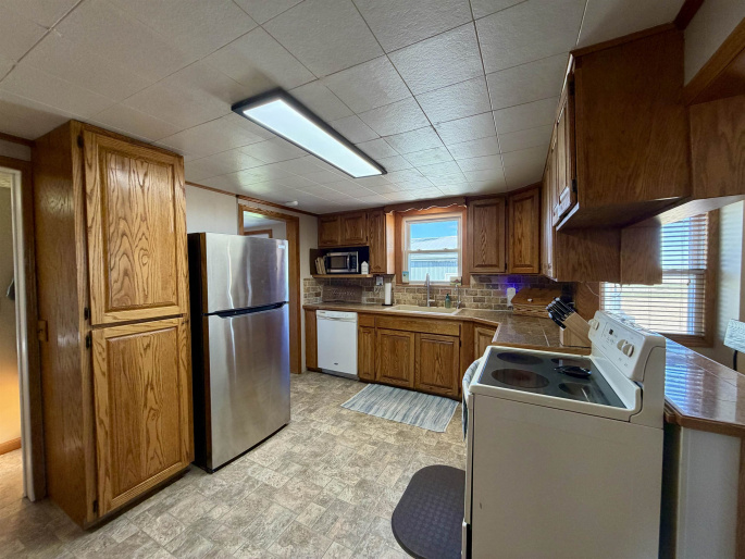 73953 M Road, Holdrege, Nebraska 68949, 4 Bedroom Bedrooms, 0 ,2 BathroomBathrooms,Residential,For Sale,M Road,0,20261509