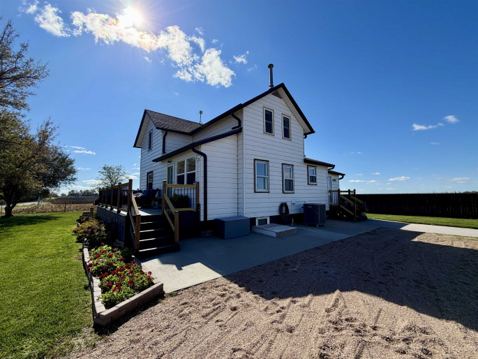 73953 M Road, Holdrege, Nebraska 68949, 4 Bedroom Bedrooms, 0 ,2 BathroomBathrooms,Residential,For Sale,M Road,0,20261509