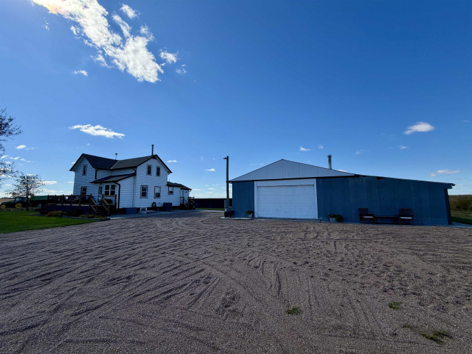 73953 M Road, Holdrege, Nebraska 68949, 4 Bedroom Bedrooms, 0 ,2 BathroomBathrooms,Residential,For Sale,M Road,0,20261509