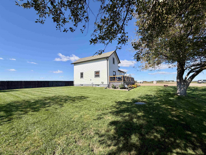 73953 M Road, Holdrege, Nebraska 68949, 4 Bedroom Bedrooms, 0 ,2 BathroomBathrooms,Residential,For Sale,M Road,0,20261509
