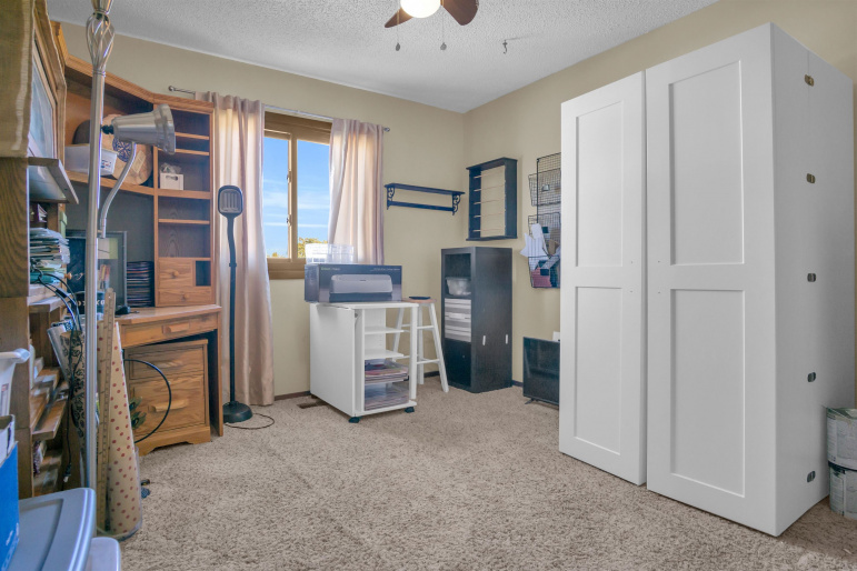 1602 38th Street, Kearney, Nebraska 68845, 4 Bedroom Bedrooms, 0 ,3 BathroomBathrooms,Residential,For Sale,38th Street,0,20261518