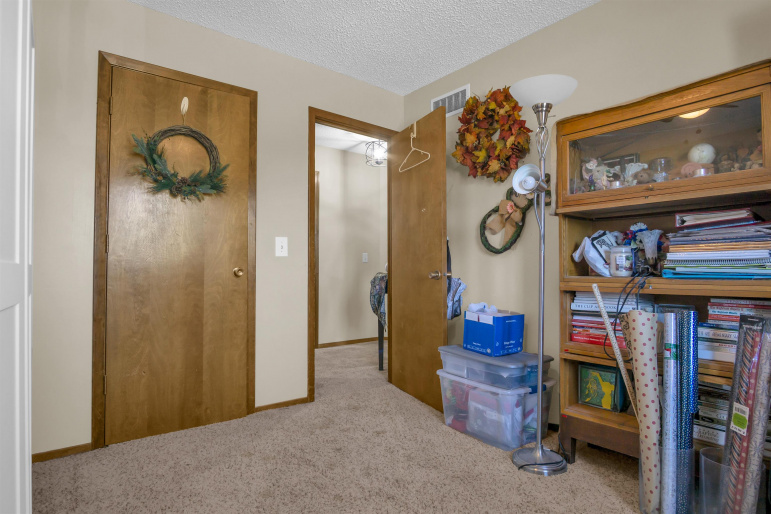 1602 38th Street, Kearney, Nebraska 68845, 4 Bedroom Bedrooms, 0 ,3 BathroomBathrooms,Residential,For Sale,38th Street,0,20261518