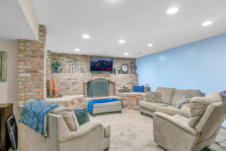 1602 38th Street, Kearney, Nebraska 68845, 4 Bedroom Bedrooms, 0 ,3 BathroomBathrooms,Residential,For Sale,38th Street,0,20261518