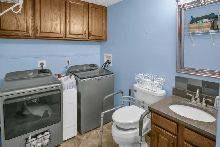 1602 38th Street, Kearney, Nebraska 68845, 4 Bedroom Bedrooms, 0 ,3 BathroomBathrooms,Residential,For Sale,38th Street,0,20261518