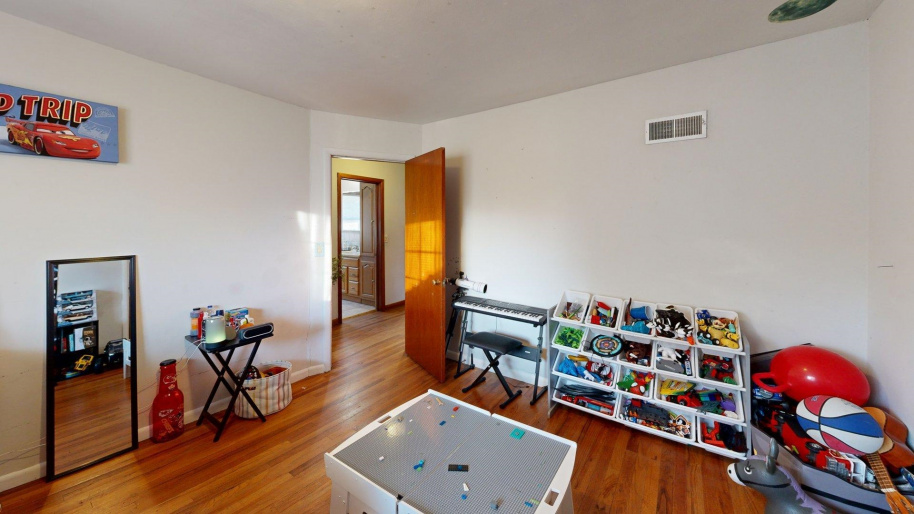 1823 Cleveland Street, Lexington, Nebraska 68850, 3 Bedroom Bedrooms, 0 ,2 BathroomBathrooms,Residential,For Sale,Cleveland Street,0,20261517