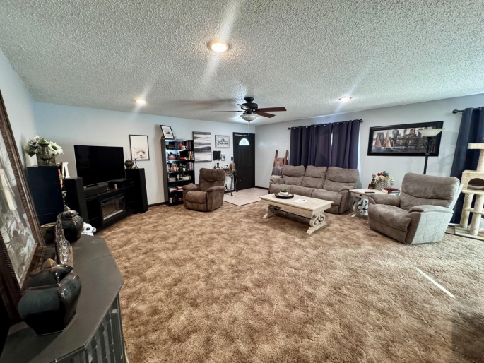 702 Arthur Street, Holdrege, Nebraska 68949, 5 Bedroom Bedrooms, 0 ,2 BathroomBathrooms,Residential,For Sale,Arthur Street,0,20261523