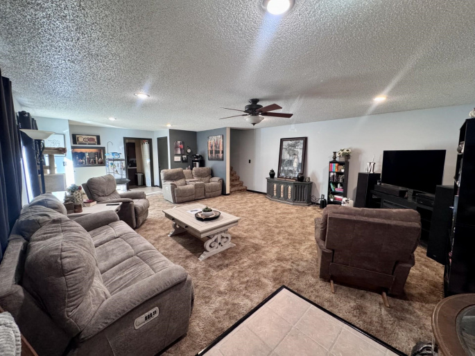 702 Arthur Street, Holdrege, Nebraska 68949, 5 Bedroom Bedrooms, 0 ,2 BathroomBathrooms,Residential,For Sale,Arthur Street,0,20261523