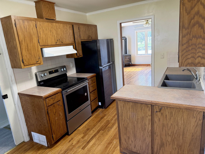 1811 9th Avenue, Kearney, Nebraska 68845, 3 Bedroom Bedrooms, 0 ,2 BathroomBathrooms,Residential,For Sale,9th Avenue,0,20261525