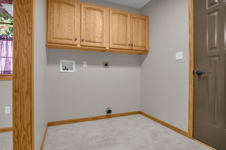 1508 42nd Street, Kearney, Nebraska 68847, 3 Bedroom Bedrooms, 0 ,3 BathroomBathrooms,Residential,For Sale,42nd Street,0,20261539
