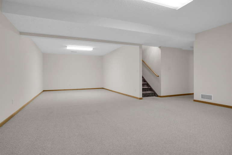 1508 42nd Street, Kearney, Nebraska 68847, 3 Bedroom Bedrooms, 0 ,3 BathroomBathrooms,Residential,For Sale,42nd Street,0,20261539