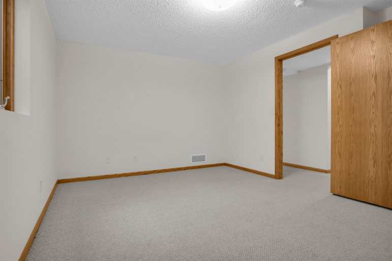 1508 42nd Street, Kearney, Nebraska 68847, 3 Bedroom Bedrooms, 0 ,3 BathroomBathrooms,Residential,For Sale,42nd Street,0,20261539