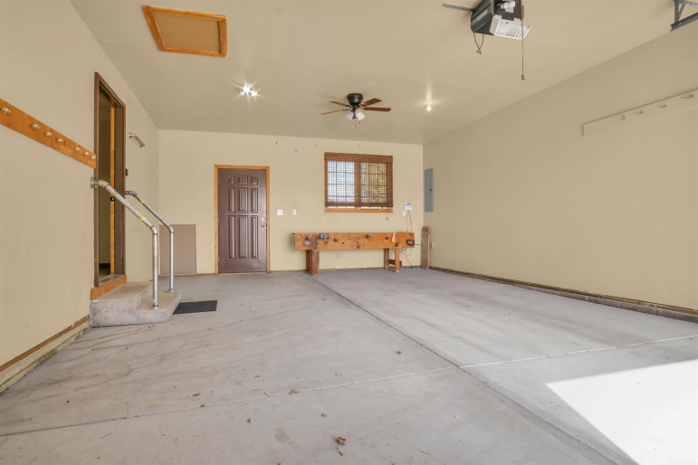 1508 42nd Street, Kearney, Nebraska 68847, 3 Bedroom Bedrooms, 0 ,3 BathroomBathrooms,Residential,For Sale,42nd Street,0,20261539