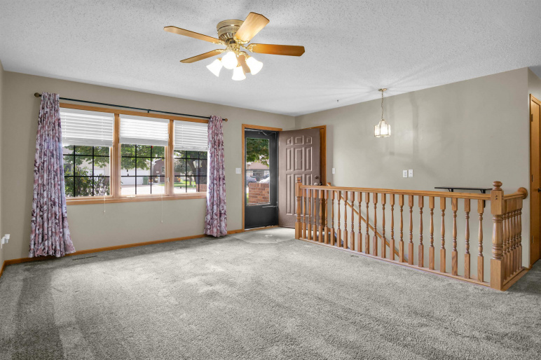 1508 42nd Street, Kearney, Nebraska 68847, 3 Bedroom Bedrooms, 0 ,3 BathroomBathrooms,Residential,For Sale,42nd Street,0,20261539