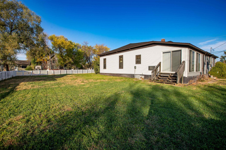 621 C Avenue, Cozad, Nebraska 69130, 3 Bedroom Bedrooms, 0 ,2 BathroomBathrooms,Residential,For Sale,C Avenue,0,20261533