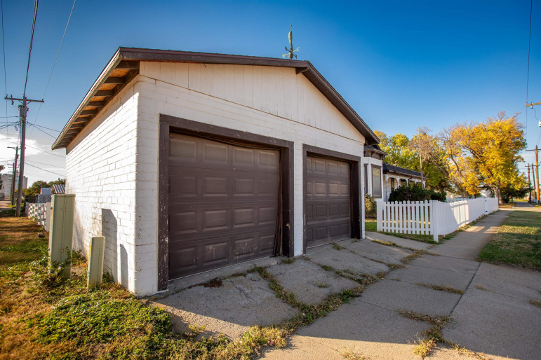 621 C Avenue, Cozad, Nebraska 69130, 3 Bedroom Bedrooms, 0 ,2 BathroomBathrooms,Residential,For Sale,C Avenue,0,20261533